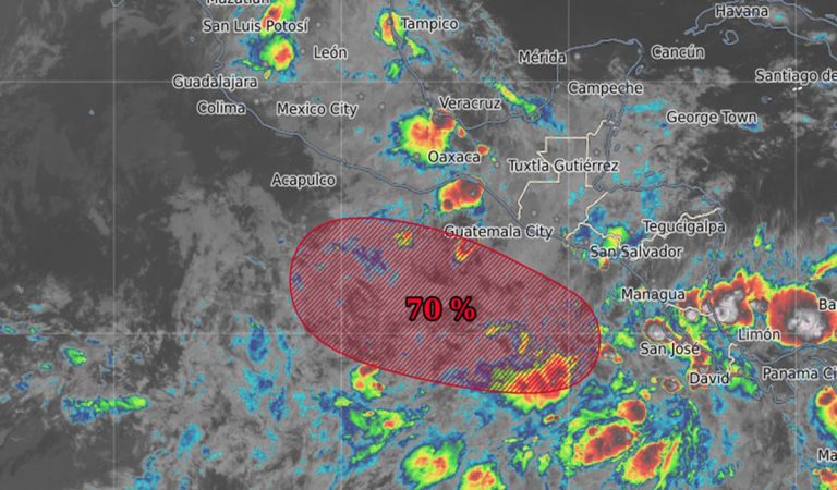 Aumenta al 70% la probabilidad de formación de ciclón frente a costas de Oaxaca y Chiapas Aumenta al 70% la probabilidad de formación de ciclón frente a costas de Oaxaca y Chiapas